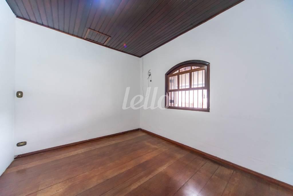 DORMITÓRIO 1 de Casa à venda, sobrado com 275 m², 4 quartos e 4 vagas em Santa Paula - São Caetano do Sul