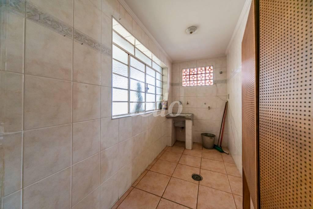 ÁREA DE SERVIÇO de Casa à venda, sobrado com 275 m², 4 quartos e 4 vagas em Santa Paula - São Caetano do Sul