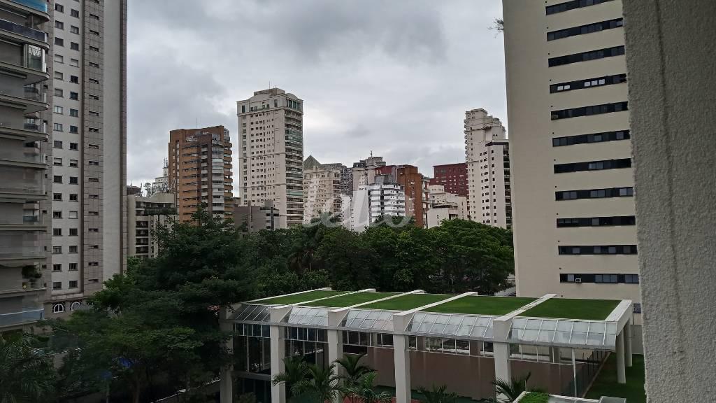 VISTA SACADA SUÍTE 2 de Apartamento à venda, Padrão com 105 m², 2 quartos e 1 vaga em Itaim Bibi - São Paulo