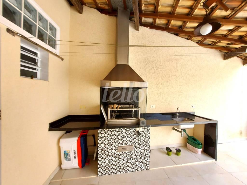 CHURRASQUEIRA de Casa à venda, sobrado com 320 m², 3 quartos e 4 vagas em Vila Esperança - São Paulo