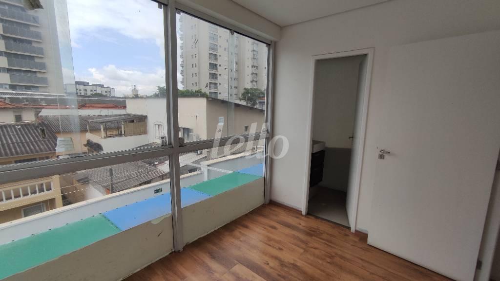 1º ANDAR de Edifício para alugar, Monousuário com 2000 m², e em Santana - São Paulo