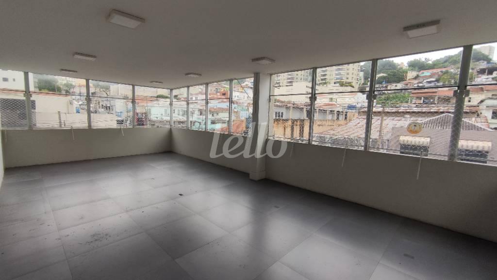 2º ANDAR de Edifício para alugar, Monousuário com 2000 m², e em Santana - São Paulo