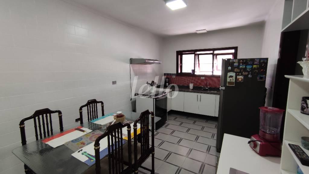 COZINHA de Casa para alugar, sobrado com 400 m², 3 quartos e 5 vagas em Barro Branco - zona Norte - São Paulo