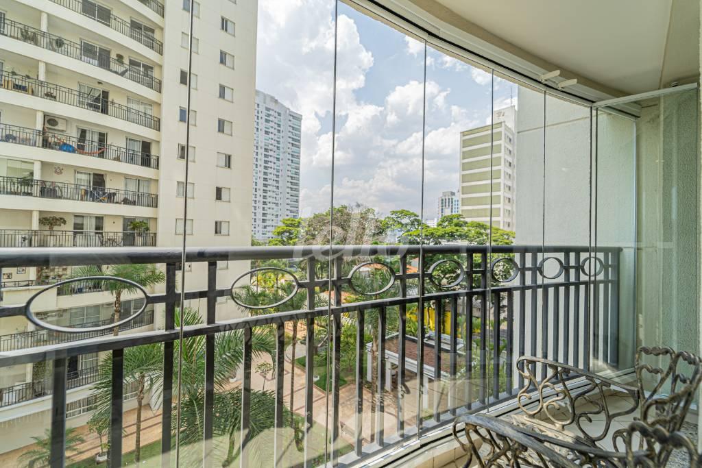 VARANDA de Apartamento à venda, Padrão com 94 m², 3 quartos e 2 vagas em Santo Amaro - São Paulo