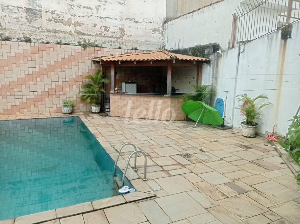 PISCINA de Casa à venda, sobrado com 660 m², 6 quartos e 7 vagas em Vila Graciosa - São Paulo