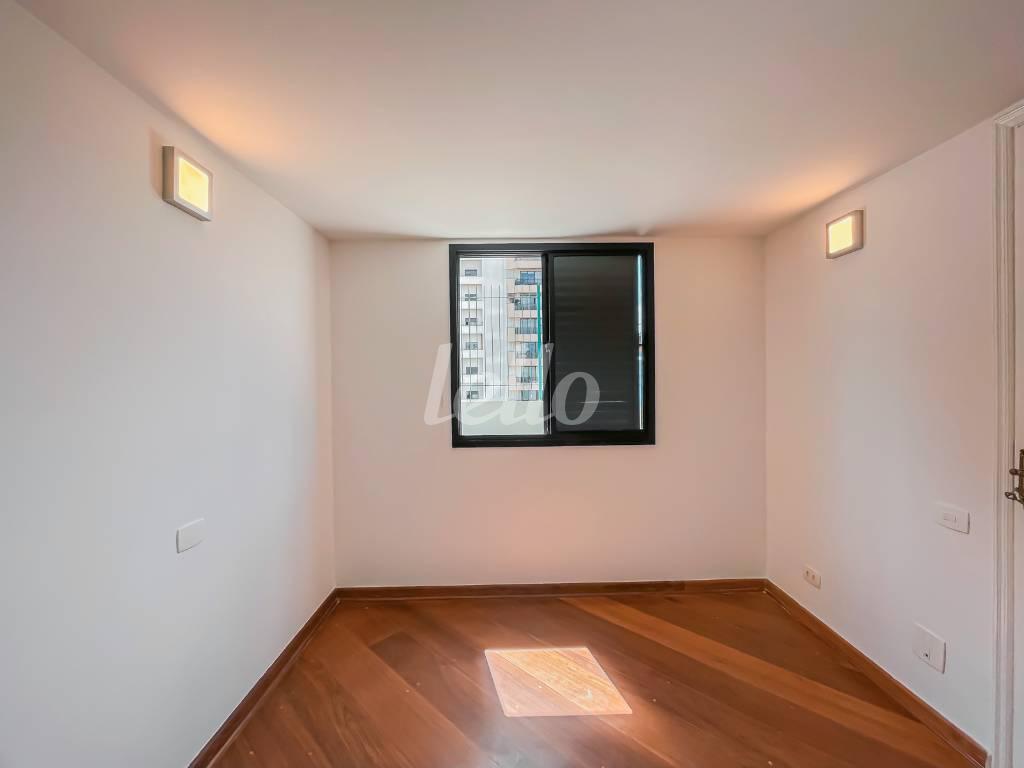SUÍTE 4 de Apartamento à venda, Padrão com 210 m², 4 quartos e 4 vagas em Vila Clementino - São Paulo