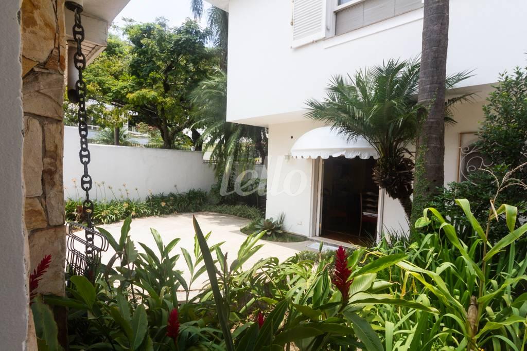 ÁREA DE LAZER de Casa à venda, sobrado com 577 m², 5 quartos e 4 vagas em Jardim São Bento - São Paulo