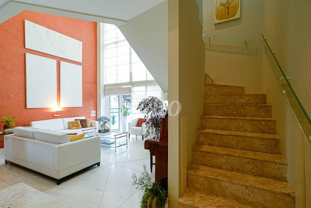 SALA de Apartamento à venda, cobertura - Padrão com 346 m², 4 quartos e 5 vagas em Vila Mariana - São Paulo