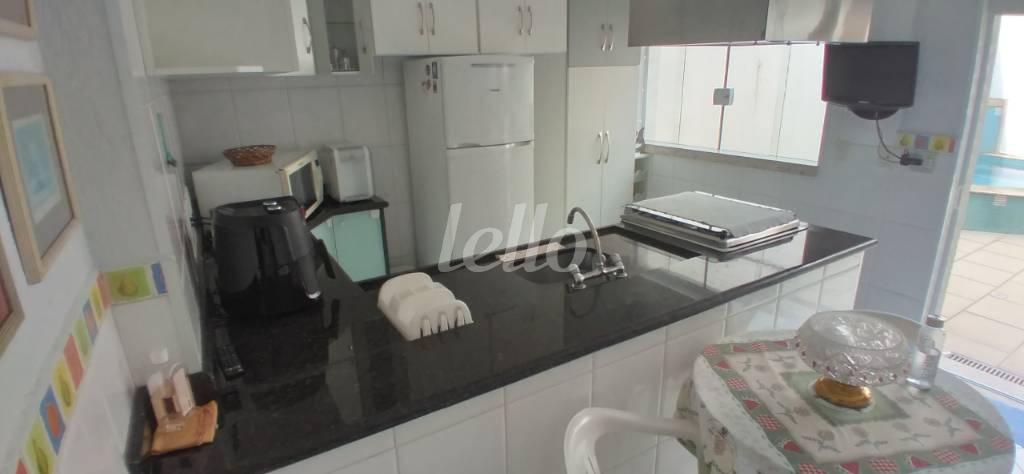 COZINHA de Casa à venda, sobrado com 240 m², 3 quartos e 3 vagas em Vila Monumento - São Paulo