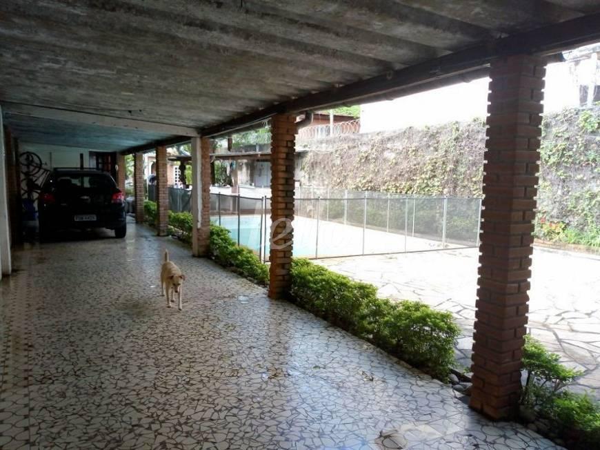LATERAL de Casa à venda, sobrado com 250 m², 6 quartos e 4 vagas em Campo Belo - São Paulo
