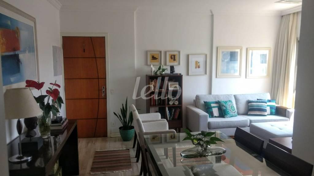 SALA de Apartamento à venda, Padrão com 63 m², 2 quartos e 1 vaga em Vila Celeste - São Paulo