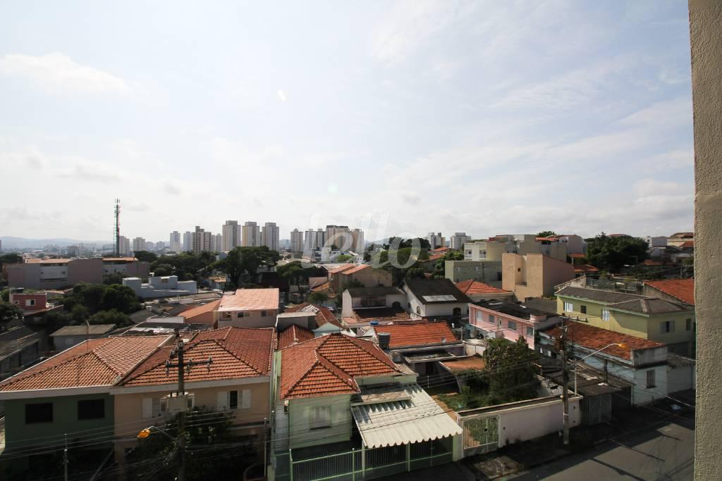 VISTA SACADA de Apartamento à venda, Padrão com 82 m², 3 quartos e 2 vagas em Vila Alzira - Santo André