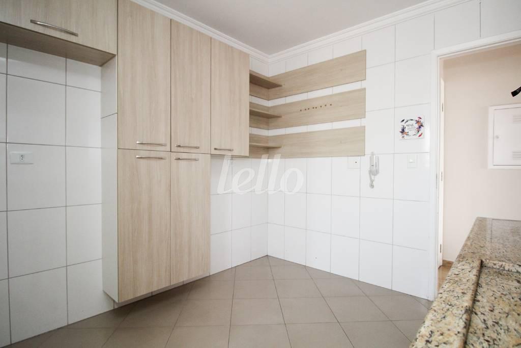 COZINHA de Apartamento à venda, Padrão com 82 m², 3 quartos e 2 vagas em Vila Alzira - Santo André