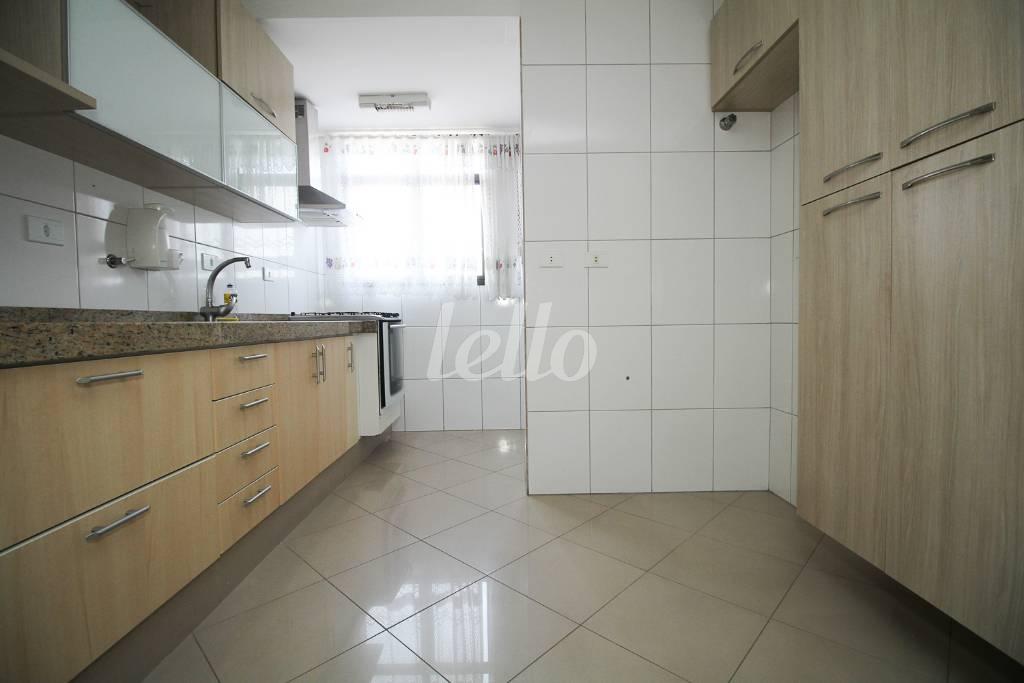 COZINHA de Apartamento à venda, Padrão com 82 m², 3 quartos e 2 vagas em Vila Alzira - Santo André