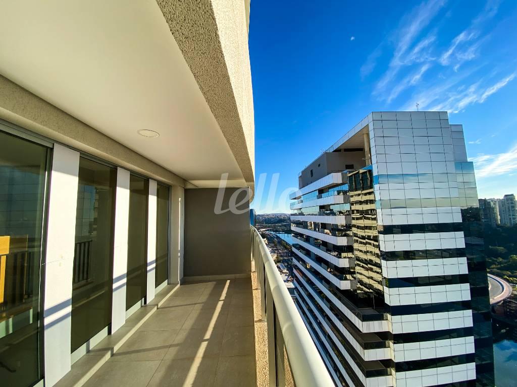 VARANDA DA SALA de Apartamento à venda, Duplex com 96 m², 1 quarto e 2 vagas em Vila Cruzeiro - São Paulo