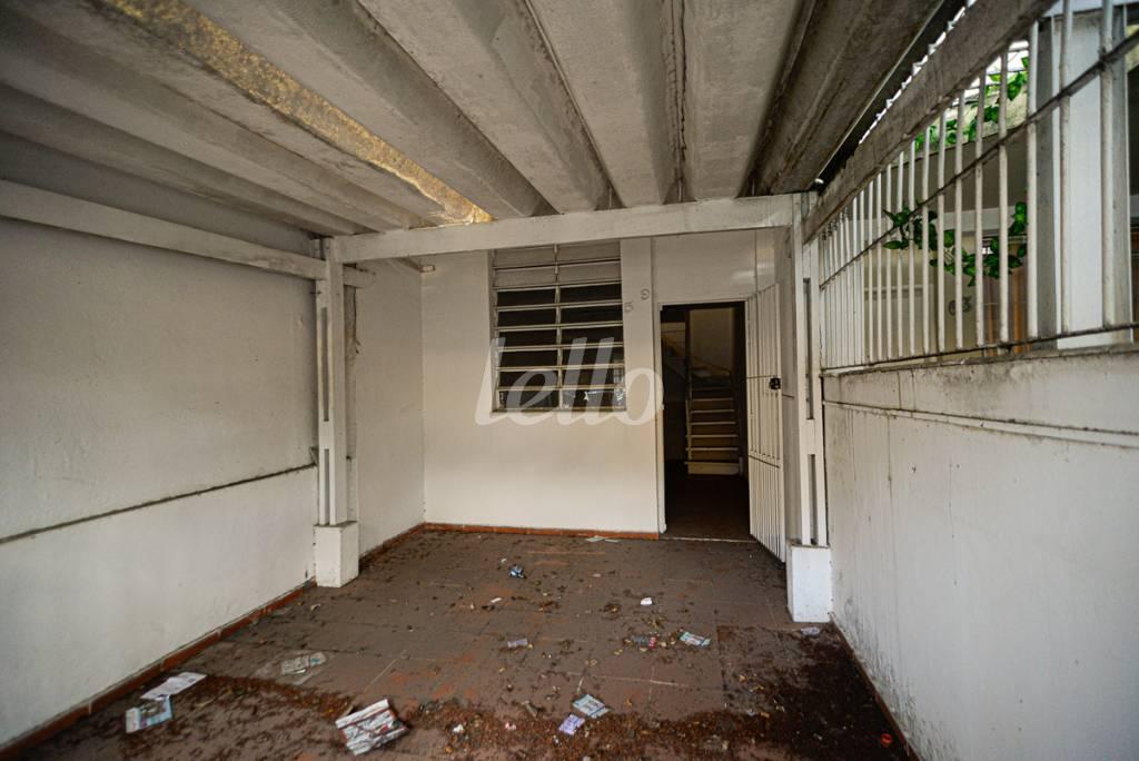GARAGEM de Casa à venda, sobrado com 80 m², 2 quartos e 1 vaga em Vila Cordeiro - São Paulo