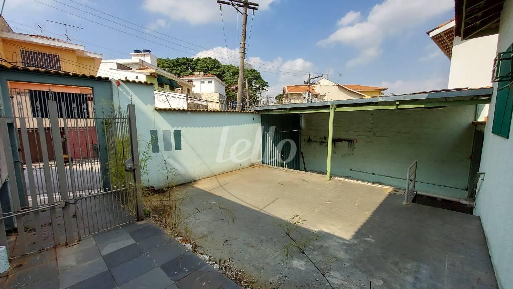 FRENTE de Galpão/Armazém à venda, Padrão com 474 m², e 2 vagas em Chácara do Encosto - São Paulo
