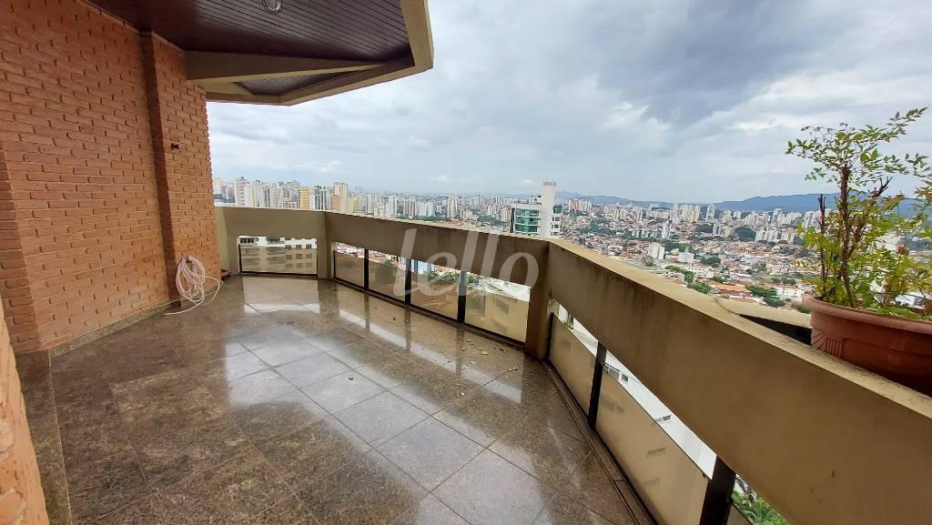 VARANDA de Apartamento à venda, Padrão com 273 m², 4 quartos e 5 vagas em Água Fria - São Paulo