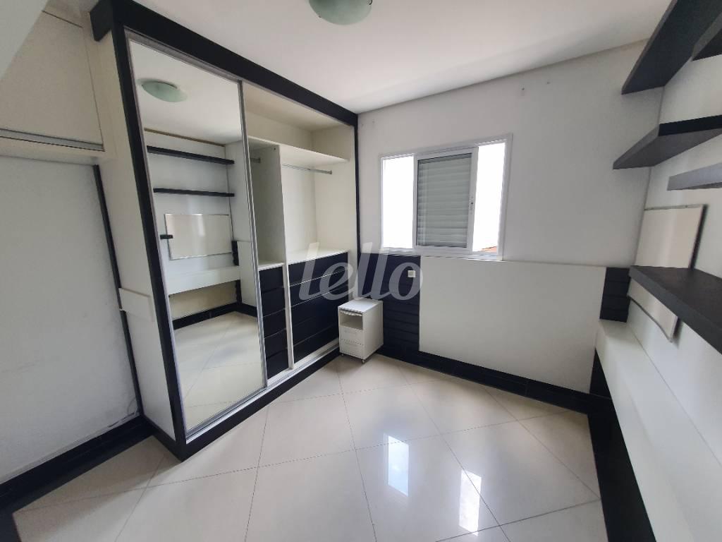 QUARTO de Apartamento à venda, Padrão com 220 m², 3 quartos e 2 vagas em Vila Gilda - Santo André