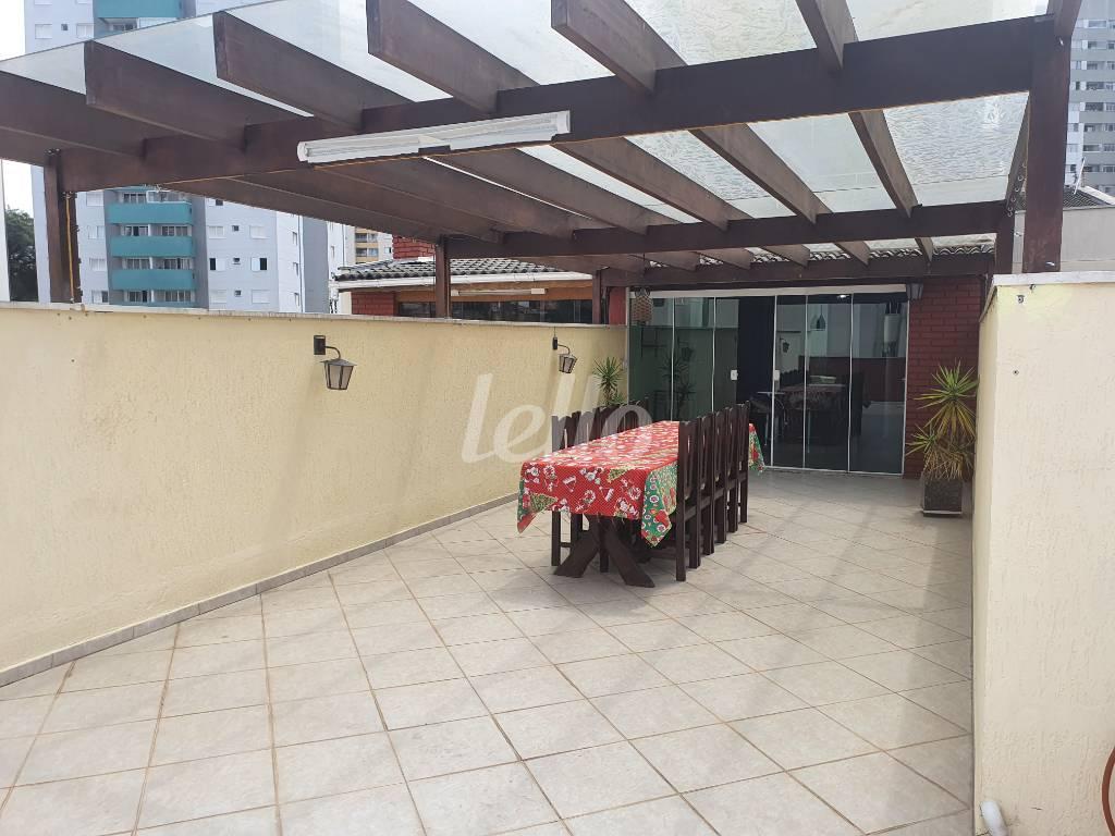 COBERTURA de Apartamento à venda, Padrão com 220 m², 3 quartos e 2 vagas em Vila Gilda - Santo André