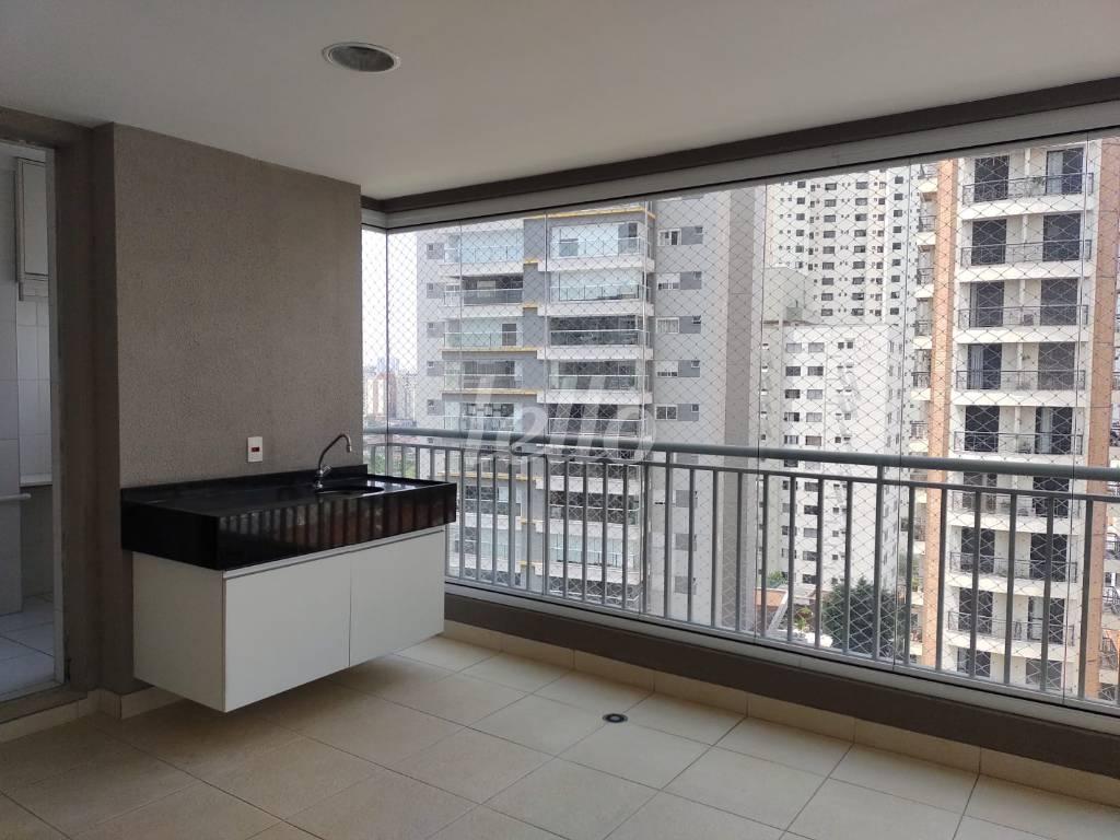 VARANDA de Apartamento à venda, Padrão com 99 m², 3 quartos e 2 vagas em Chácara Inglesa - São Paulo