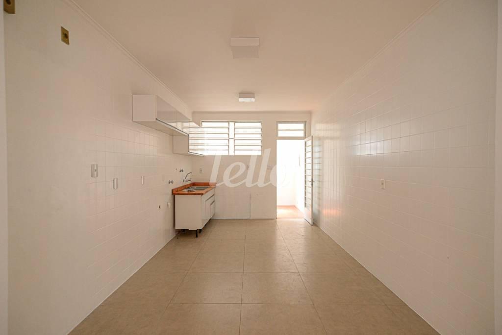 COZINHA de Casa à venda, térrea com 120 m², 2 quartos e 3 vagas em Vila Pompeia - São Paulo