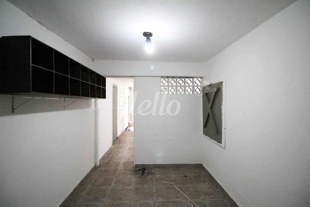 GARAGEM de Casa para alugar, sobrado com 180 m², 3 quartos e 1 vaga em Vila Clementino - São Paulo