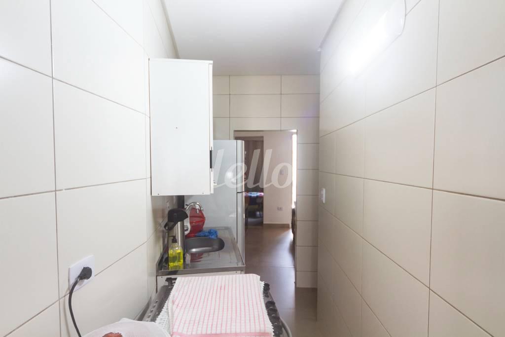 COZINHA EDÍCULA de Casa para alugar, sobrado com 200 m², 2 quartos e 2 vagas em Vila Alpina - São Paulo
