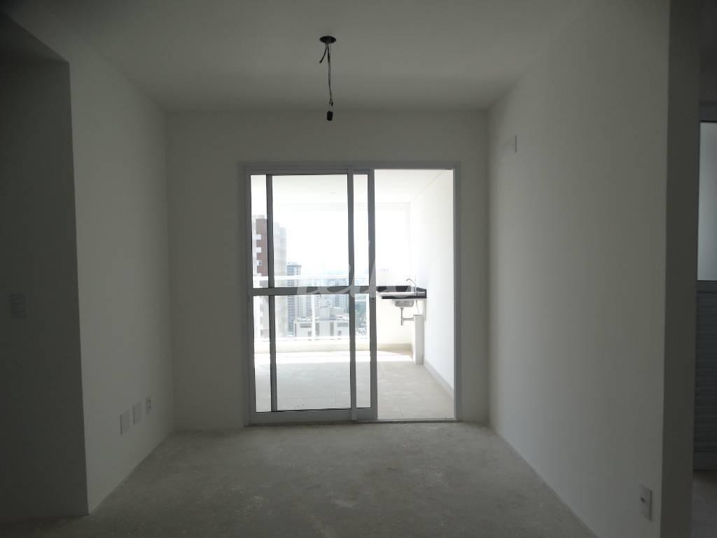 SALA de Apartamento à venda, Padrão com 66 m², 2 quartos e 1 vaga em Vila Gomes Cardim - São Paulo