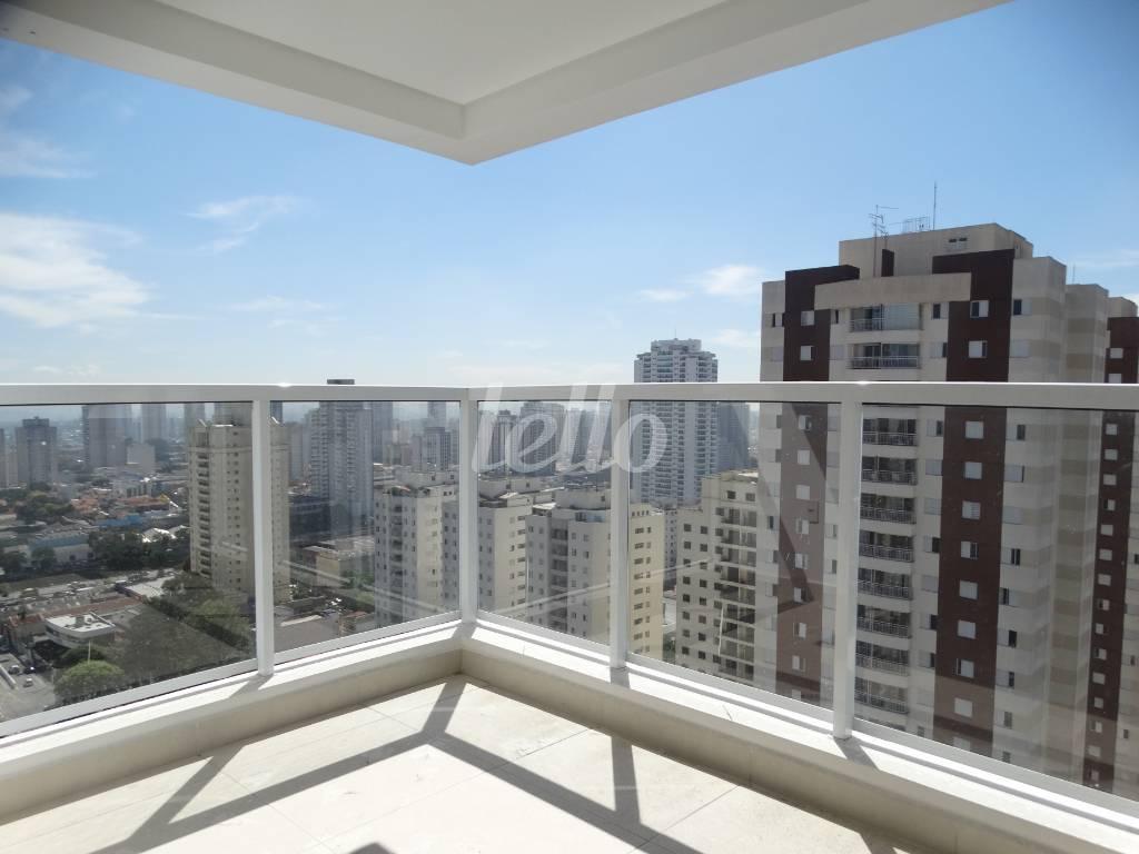 VARANDA de Apartamento à venda, Padrão com 66 m², 2 quartos e 1 vaga em Vila Gomes Cardim - São Paulo