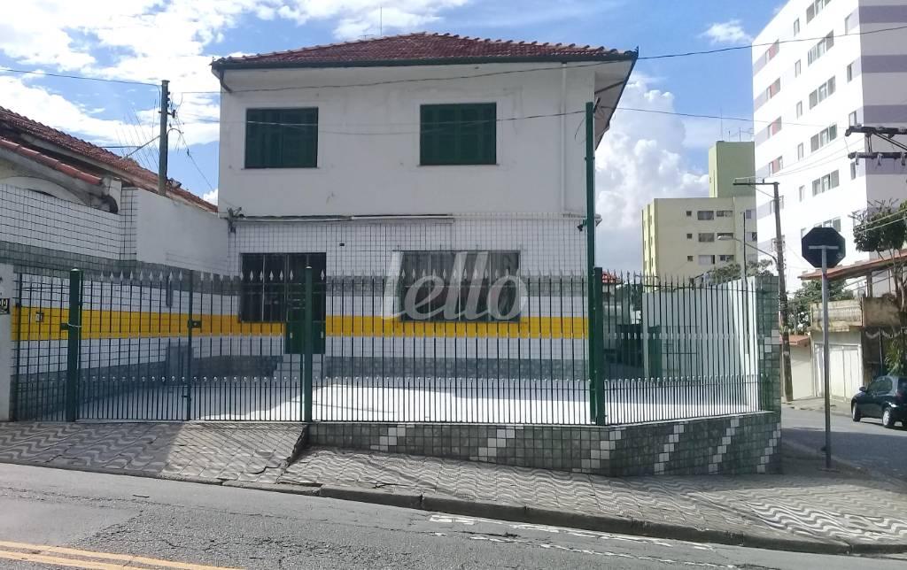 FACHADA de Casa à venda, sobrado com 187 m², e 4 vagas em Vila Mazzei - São Paulo