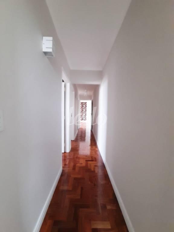 CORREDOR INTERNO de Apartamento à venda, Padrão com 100 m², 3 quartos e 1 vaga em Santana - São Paulo
