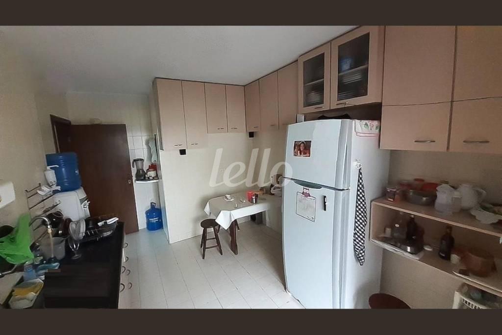 COZINHA de Apartamento à venda, Padrão com 108 m², 3 quartos e 1 vaga em Vila Monte Alegre - São Paulo
