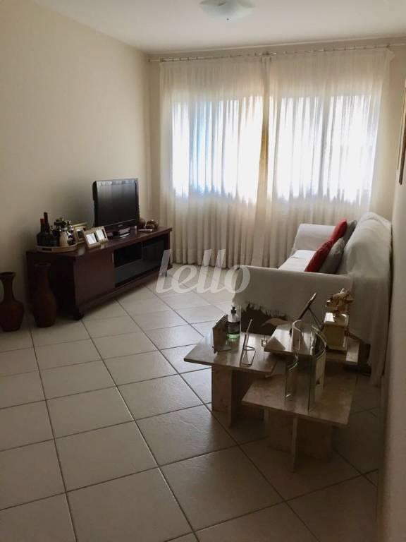 SALA de Apartamento à venda, Padrão com 83 m², 2 quartos e 1 vaga em Indianópolis - São Paulo