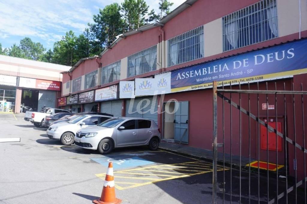 FACHADA de Loja para alugar, Shopping com 419 m², e em Demarchi - São Bernardo do Campo