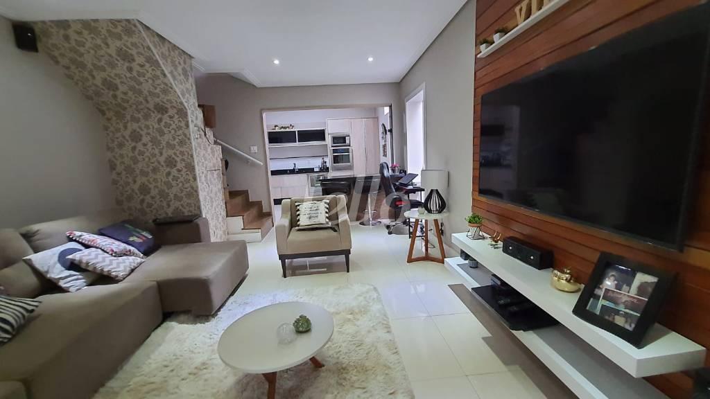 SALA DE ESTAR de Casa à venda, sobrado com 104 m², 2 quartos e 2 vagas em Vila Canero - São Paulo