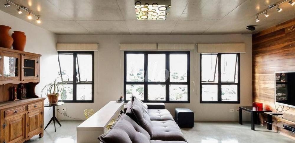 SALA de Apartamento à venda, Padrão com 84 m², 1 quarto e 1 vaga em Tatuapé - São Paulo