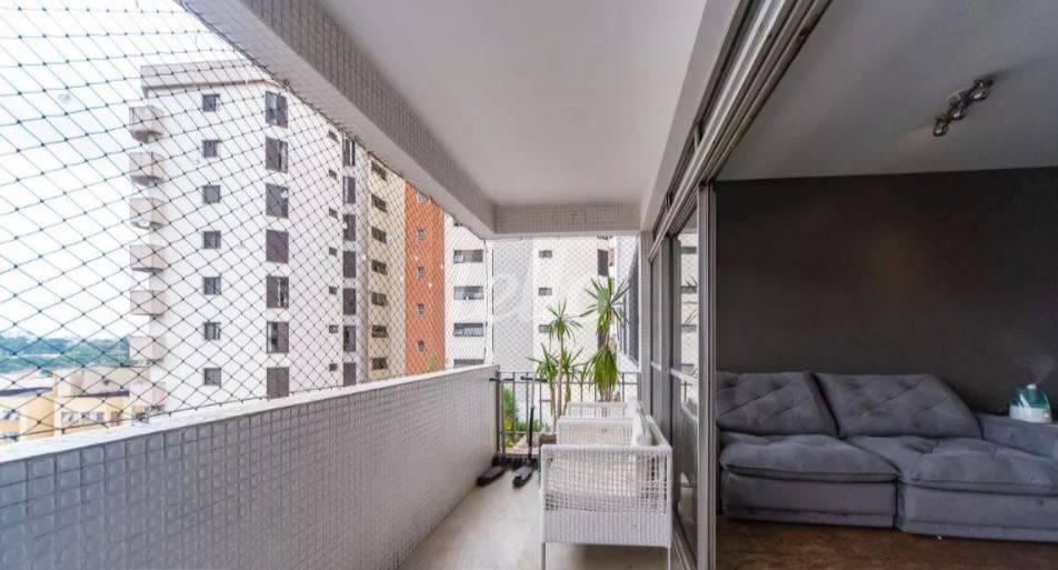 VARANDA de Apartamento à venda, Padrão com 180 m², 4 quartos e 2 vagas em Vila Bastos - Santo André