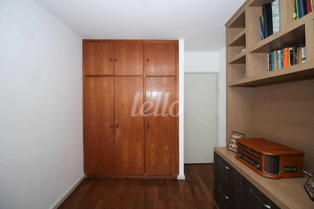 DORMITÓRIO 3 de Apartamento para alugar, Padrão com 100 m², 3 quartos e 1 vaga em Itaim Bibi - São Paulo