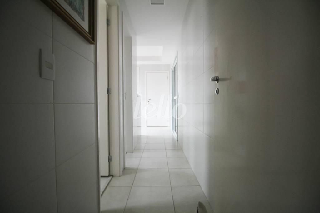 CORREDOR SERVIÇO de Apartamento à venda, Padrão com 180 m², 3 quartos e 3 vagas em Jardim Bela Vista - Santo André