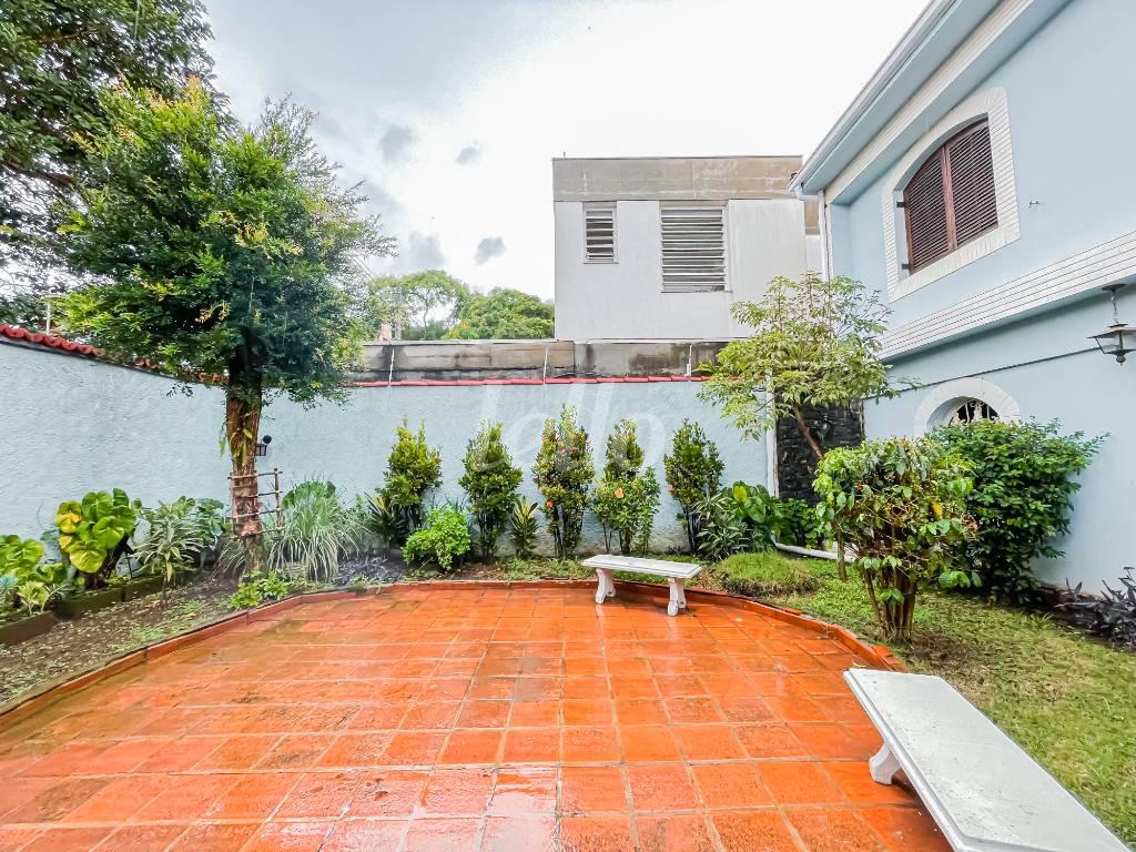 GARAGEM de Casa à venda, sobrado com 455 m², 5 quartos e 5 vagas em Brooklin Paulista - São Paulo