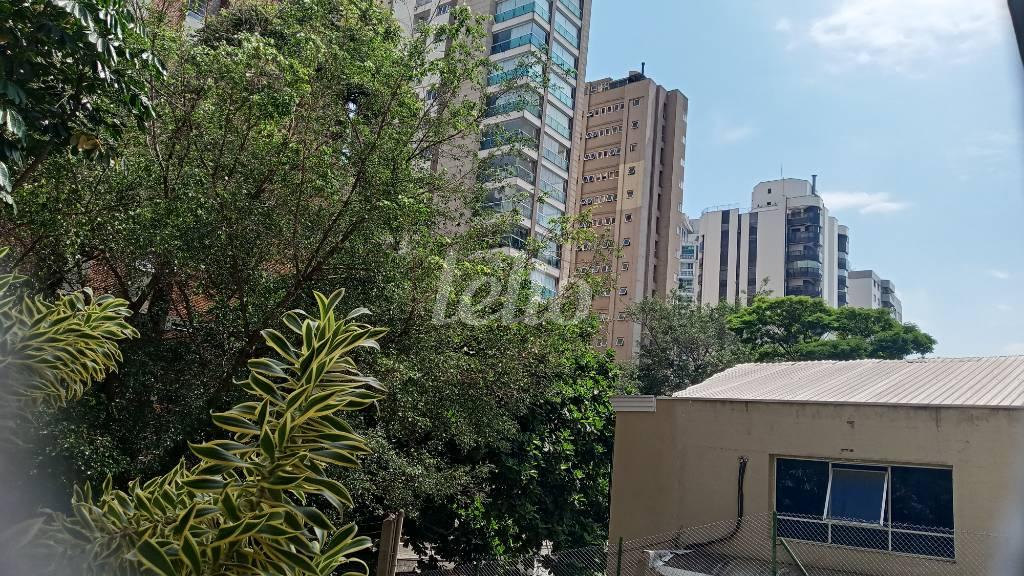 VISTA DORMITÓRIO 2 de Apartamento à venda, Padrão com 70 m², 2 quartos e 2 vagas em Vila Uberabinha - São Paulo