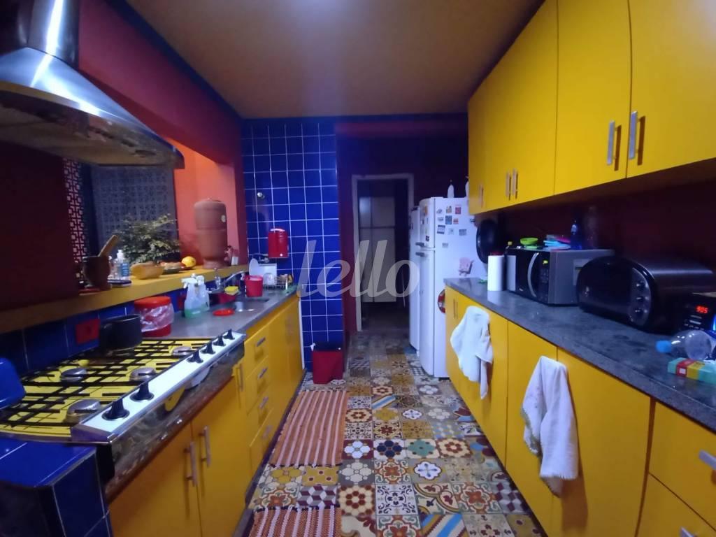 COZINHA de Casa para alugar, sobrado com 220 m², 3 quartos e 2 vagas em Vila Mariana - São Paulo