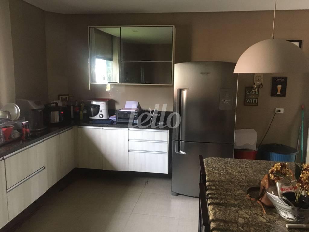 COZINHA de Casa à venda, assobradada com 200 m², 3 quartos e 7 vagas em Vila Mafra - São Paulo