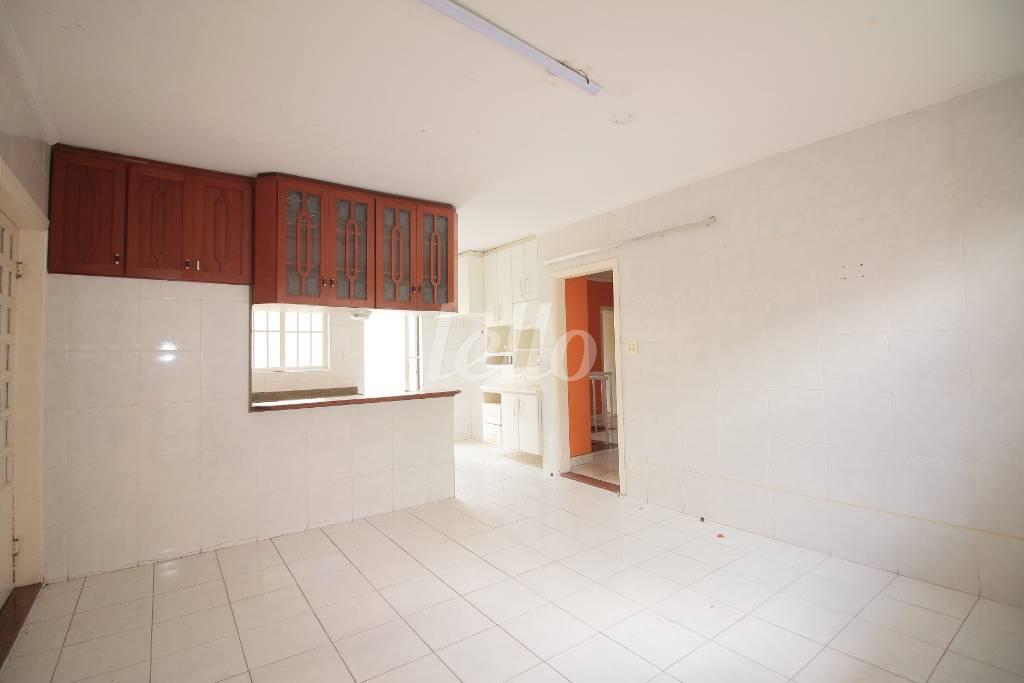 COZINHA de Casa à venda, sobrado com 285 m², 3 quartos e 10 vagas em Jd. Leonor M. de Barros - São Paulo