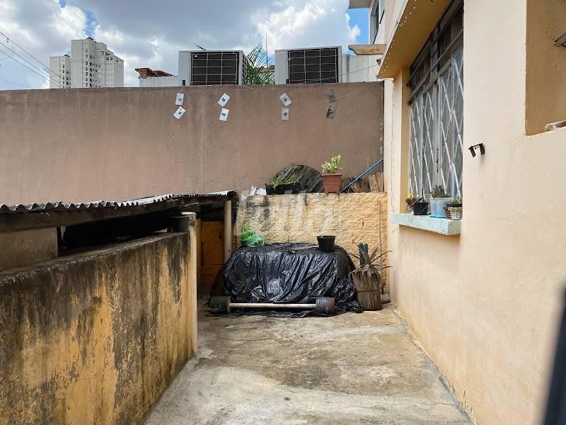 TERRAÇO de Área / Terreno à venda, Padrão com 540 m², e em Chora Menino - São Paulo