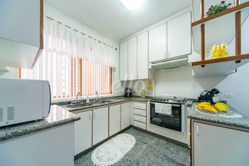 COPA E COZINHA de Apartamento à venda, Padrão com 260 m², 4 quartos e 4 vagas em Jardim - Santo André