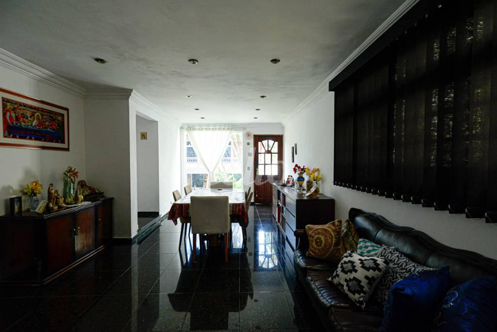 SALA de Casa à venda, sobrado com 712 m², 9 quartos e em Vila Cordeiro - São Paulo