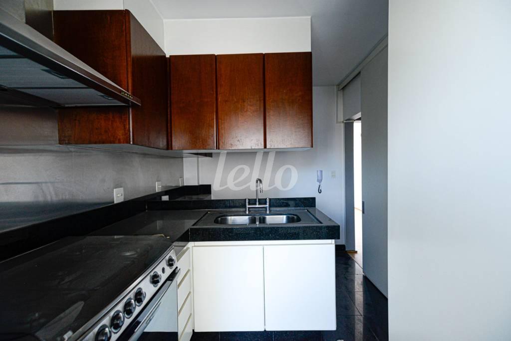 COZINHA de Apartamento à venda, cobertura - Padrão com 340 m², 4 quartos e 4 vagas em Sumaré - São Paulo