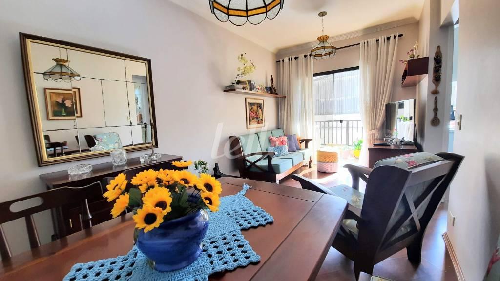 LIVING de Apartamento à venda, Padrão com 51 m², 2 quartos e 1 vaga em Mooca - São Paulo